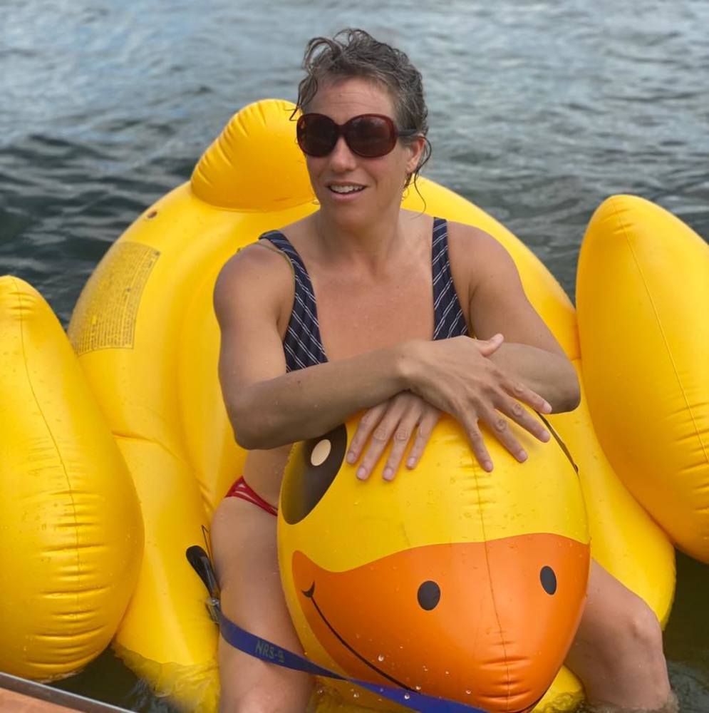 Meet your Posher, Amelia